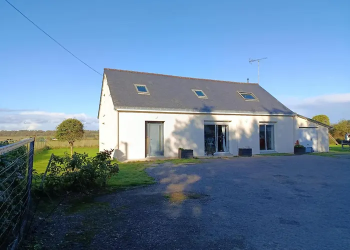 A La Campagne Entre Nantes Et Rennes Kwatera prywatna